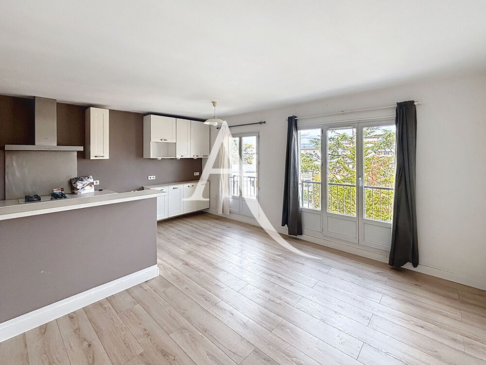 APPARTEMENT 4 PIÈCES RÉNOVÉ AVEC BALCON, PARKING ET CAVE ! MASSY PALAISEAU