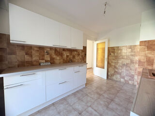  Appartement à louer 2 pièces 57 m²
