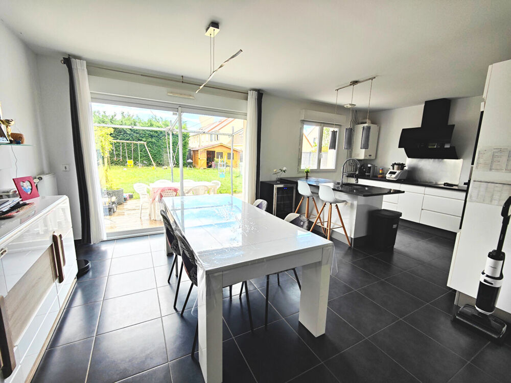 Location Maison Maison Guignes 6 pièce(s) 120,61 m2 Guignes