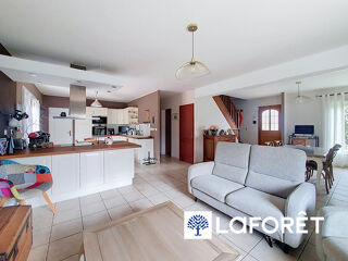  Maison à vendre 8 pièces 155 m²