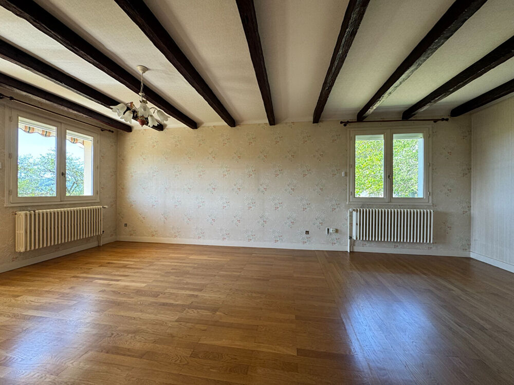 Maison individuelle avec vue dégagée / Quartier des Pendants à Lons-le-Saunier