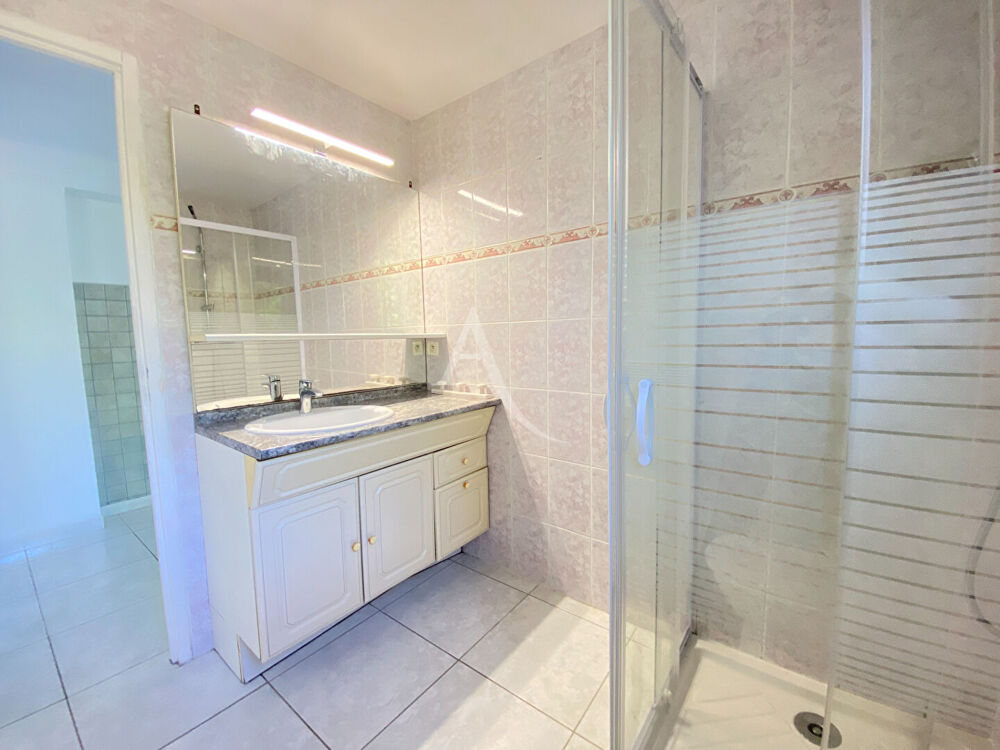 Location Appartement NARBONNE, Appartement 2 pièces 33 m² AVEC JARDIN ET PISCINE - EAU COMPRISE Narbonne