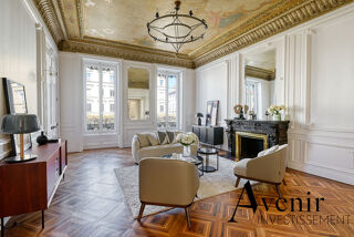  Appartement à vendre 7 pièces 165 m²