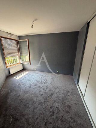  Appartement à louer 2 pièces 54 m²