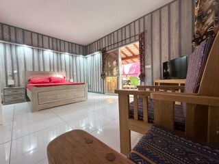  Maison � vendre 5 pi�ces 300 m� Ngaparou