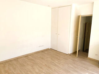  Appartement à louer 1 pièce 24 m²