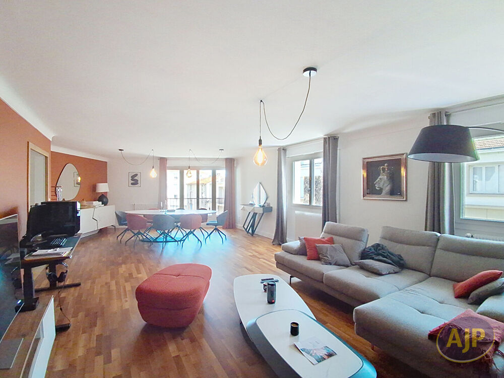 Vente Appartement Appartement de type 4 en plein coeur des Halles - Centre ville Roche-sur-yon