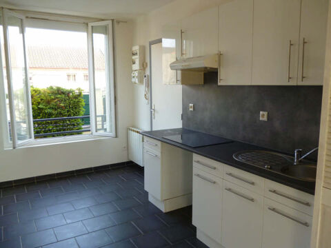   Appartement de type studio  louer au pied de la gare RER C et D Appartement - 1 pice(s) - 21 m