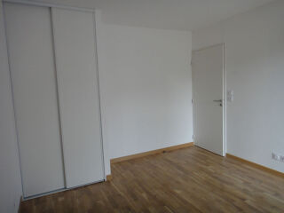  Appartement à louer 2 pièces 44 m²