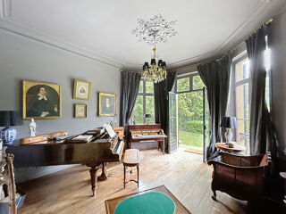  Maison � vendre 12 pi�ces 345 m�