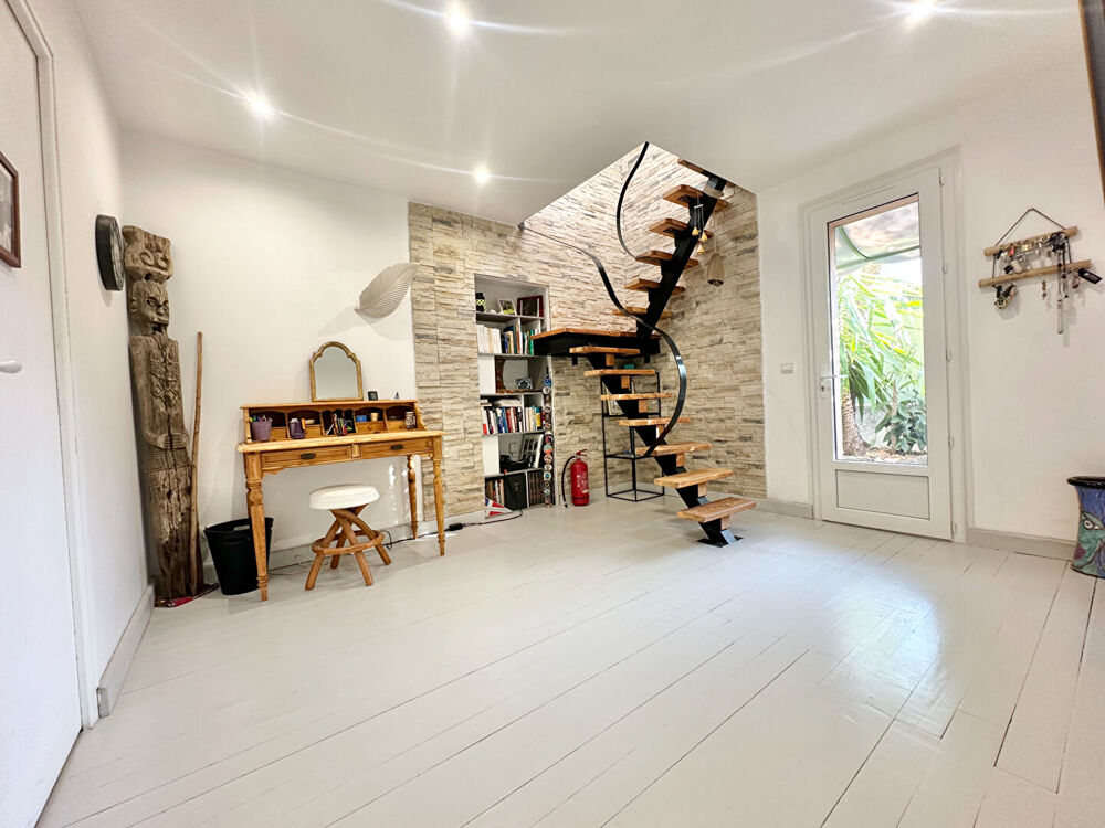 � vendre  Maison Saint-Rapha�l (83700)