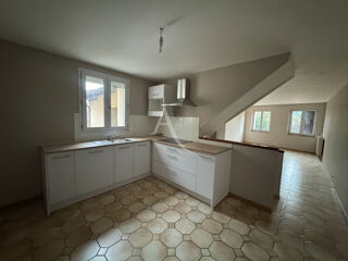  Maison à louer 3 pièces 81 m²