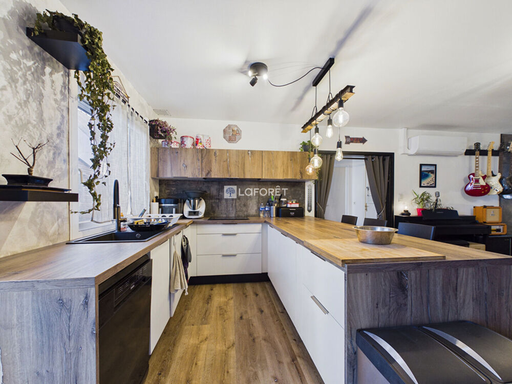 Vente Maison Maison QUIMPER 6 Pièces 130 m² Quimper