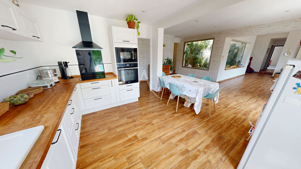 Vente Maison Vinassan, Villa familiale 6 chambres, garage, piscine, terrain 1545m² Vinassan