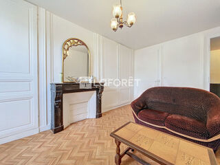  Appartement à louer 2 pièces 44 m²