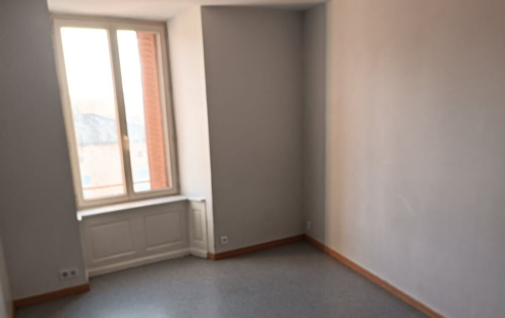 Vente Immeuble Immeuble de rapport - Centre bourg de Rochechouart - Idéal investisseur Rochechouart