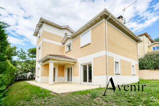  Maison  vendre 7 pices 200 m