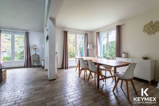  Maison  vendre 7 pices 168 m