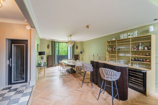  Immeuble à vendre 9 pièces 400 m²