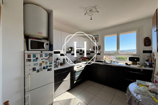  Appartement à louer 3 pièces 76 m²