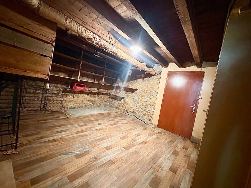 Maison Nieuil L Espoir 4 pièce(s) 89 m2