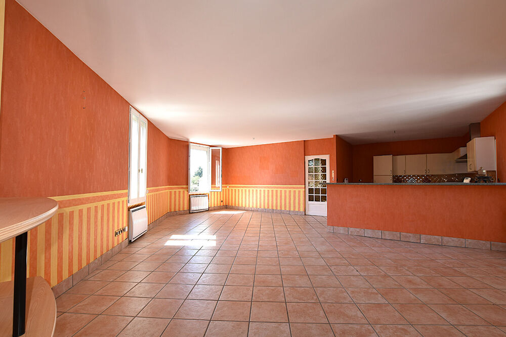 Vente Maison MAISON DE VILLAGE 123M². LE MAYET DE MONTAGNE Le mayet de montagne