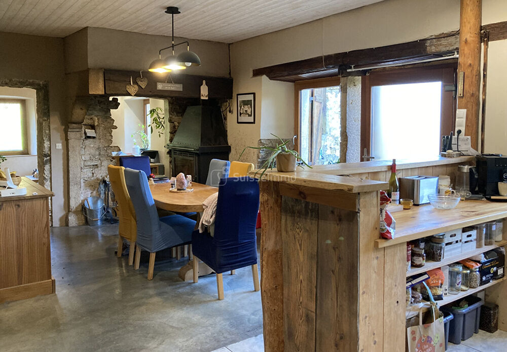 Vente Maison Corps de ferme isolé, 8 pièces 120 m2 - 59 ares de terrain Saint hippolyte