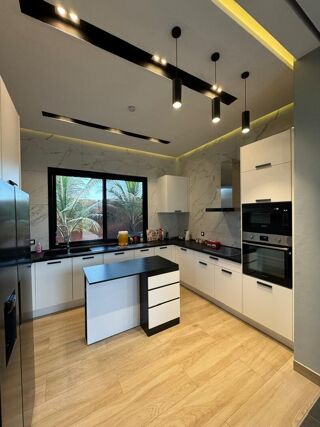  Maison � vendre 15 + pi�ces 450 m� Nguerigne