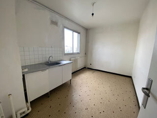  Appartement à louer 2 pièces 50 m²