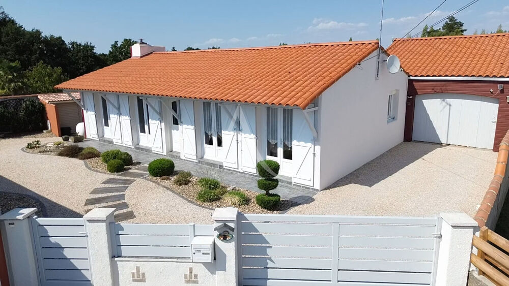 Maison 5 pièces 105 m² · à La Genetouze · 105 m² · 245 800 €