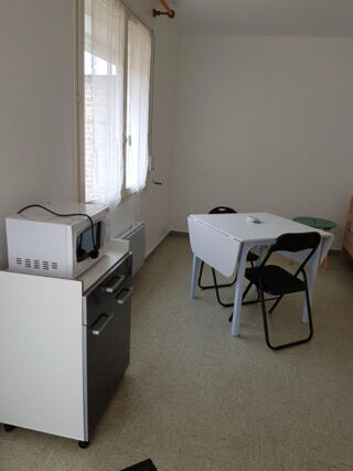  Appartement à louer 1 pièce 19 m²