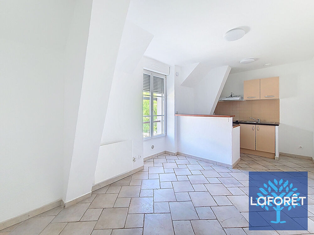 Location Appartement APPARTEMENT - 2 PIÉCES -  PARKING - ETAMPES - 91150 Etampes