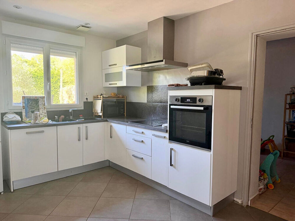 Maison Breuil Magne 5 pièce(s) 138 m2