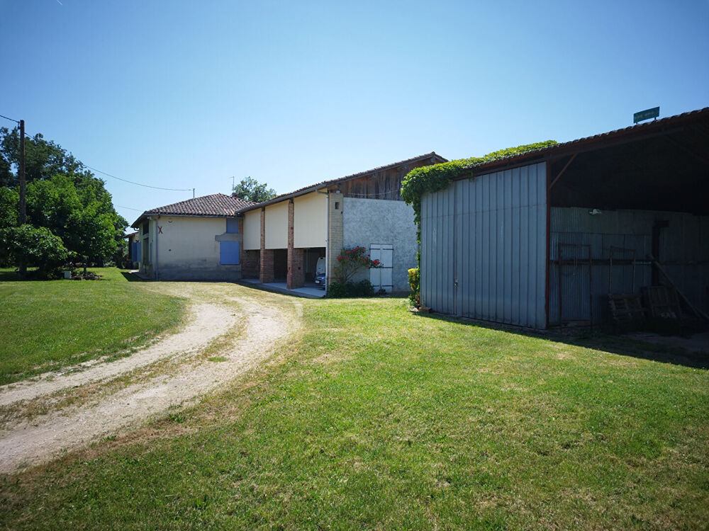 Ancienne ferme et ses dépendances avec 16ha