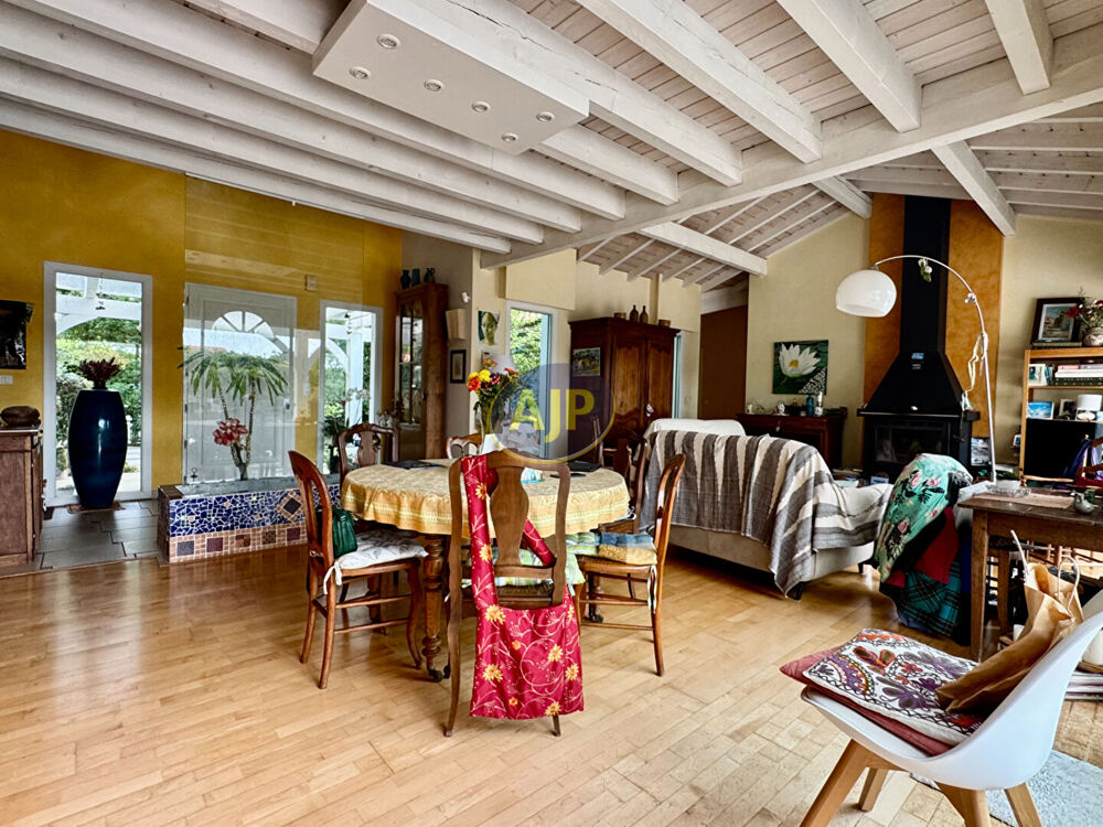 Vente Maison LABENNE BOURG - VILLA FAMILIALE 7 PIECES - DOUBLE GARAGE - DEPENDANCE T3 Labenne