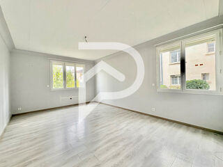  Immeuble � vendre 8 pi�ces 180 m�