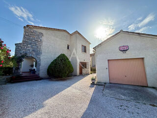  Maison à vendre 6 pièces 201 m²