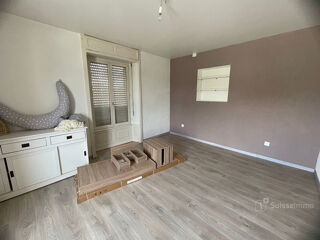  Immeuble à vendre 15 + pièces 190 m²