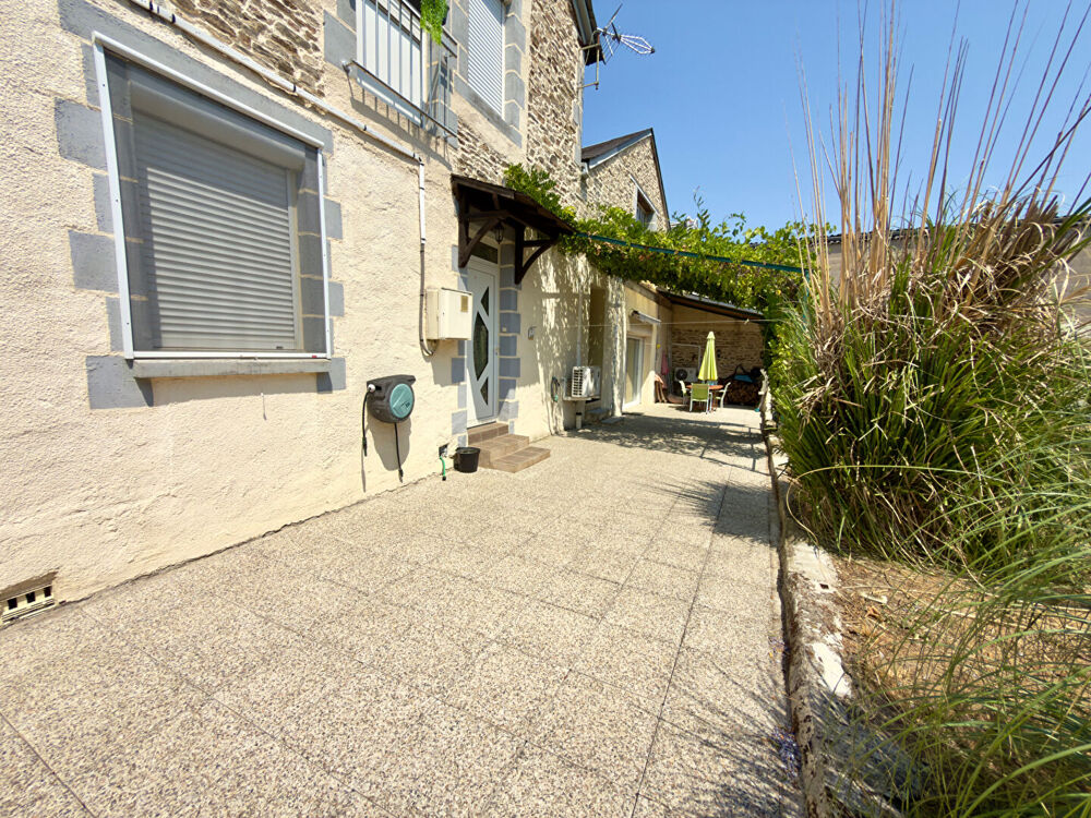 Vente Maison MAISON DE CARACTÈRE  - 220 m² - 8  PIECES - 5 CHAMBRES  - JARDIN - DIVISIBLE EN 2 MAISONS - CHARME ET AUTHENTICITÉ  à REQUISTA - Requista