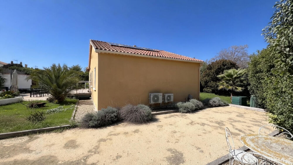 Maison Six Fours Les Plages 4 pièce(s) 83 m2