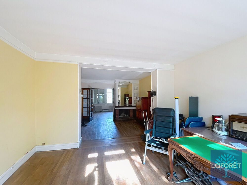 Maison Bernay 9 pièces 240m2