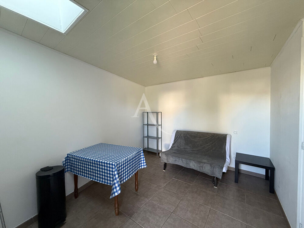 Location Maison Maison meublée La Chaize Le Vicomte 1 pièce(s) 16.30 m2 La chaize le vicomte