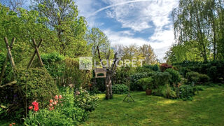  Maison à vendre 9 pièces 233 m²