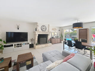  Maison à vendre 8 pièces 283 m²