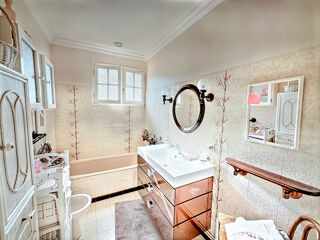  Maison � vendre 9 pi�ces 180 m�