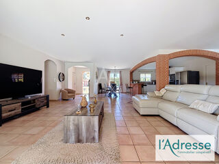  Maison à vendre 6 pièces 199 m²