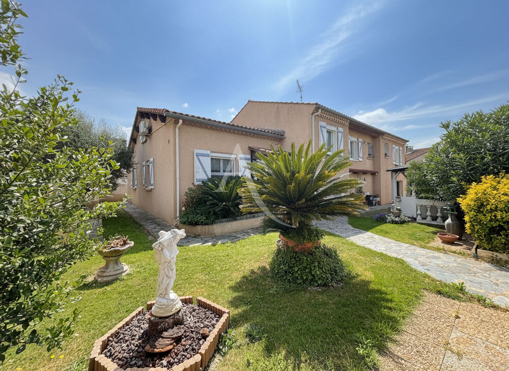 CARCASSONNE, MAISON FAMILIALE AVEC PISCINE ET GARAGES