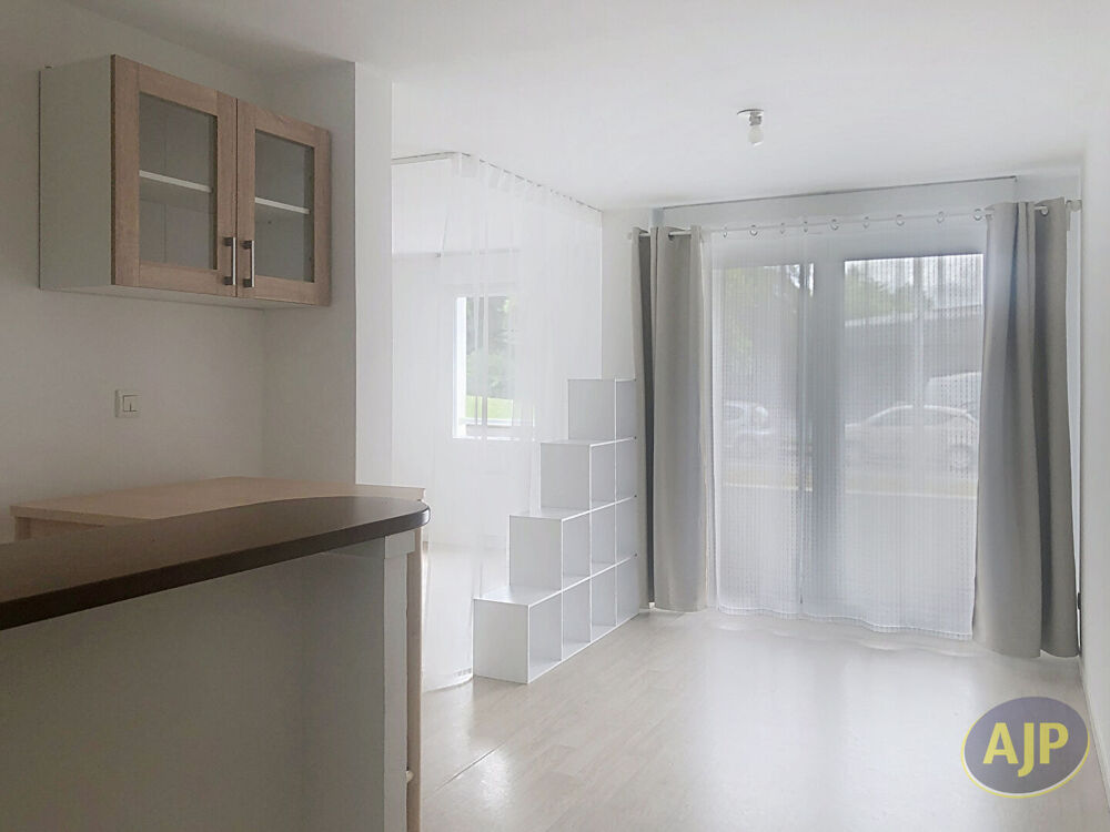 Location Appartement STUDIO CENTRE VILLE Cholet