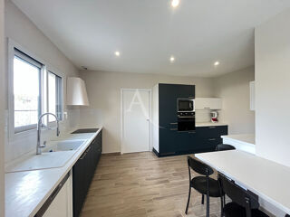  Maison � vendre 3 pi�ces 128 m�