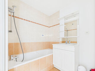  Appartement à louer 2 pièces 48 m²